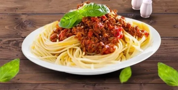 Spaghetti Bolognese - Abou Shakra