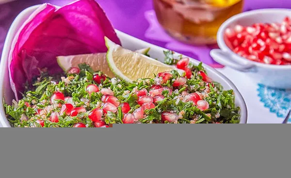 Tabbouleh with Pomegranate - Ayadina