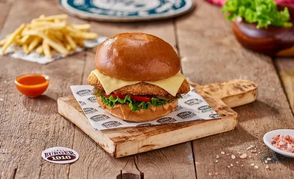 Buffalo Crispy Chicken - Burger 1916