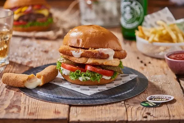 Chicken Mozzarella - Burger 1916