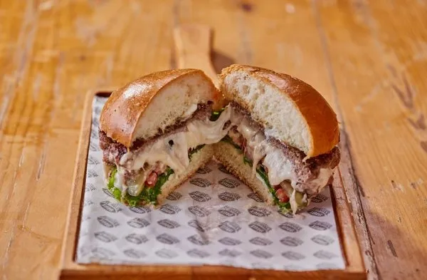 Oh Ma Waf Sandwich - Burger 1916