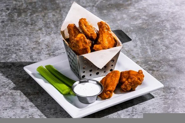 Bone-in Wings - Chili's