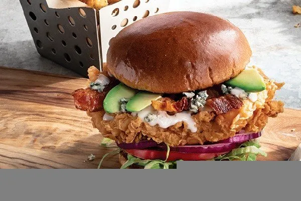 Chicky Chicky Bleu Sandwich - Chili's