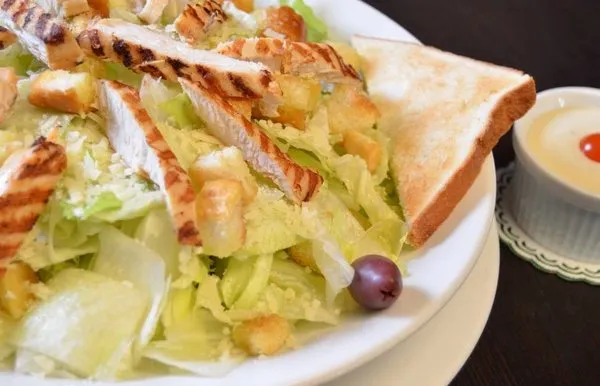 Chicken Caesar Salad - Cortigiano