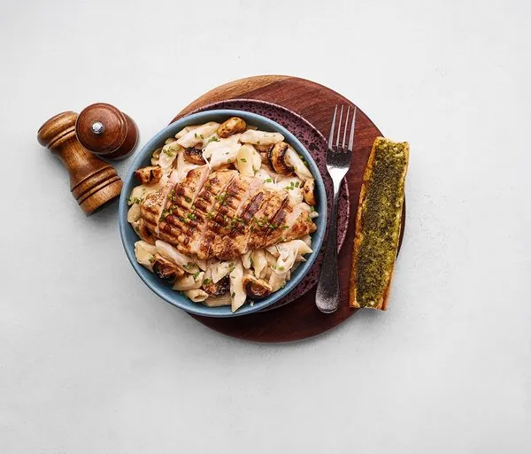 Penne Chicken Alfredo - Cortigiano