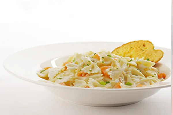 White Sauce Pasta - Crave