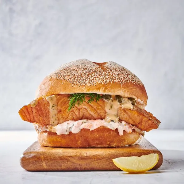 Grilled Salmon - Daddy's Burger