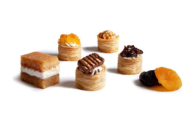 Konafa Ghawayesh Mix with Qeshta Basbousa Box - El Abd