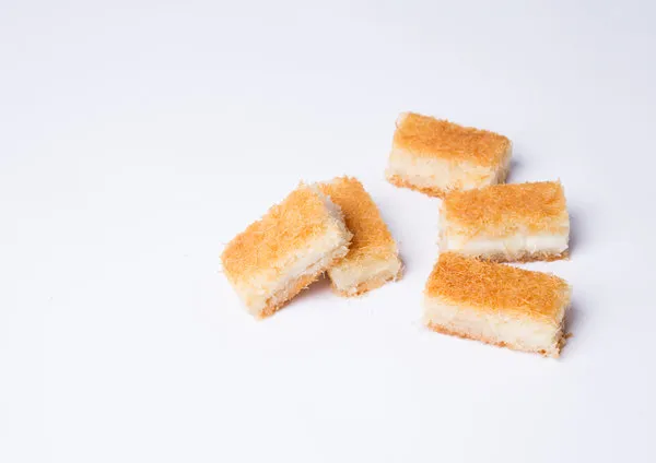 Small Cream Konafa Box - El Abd