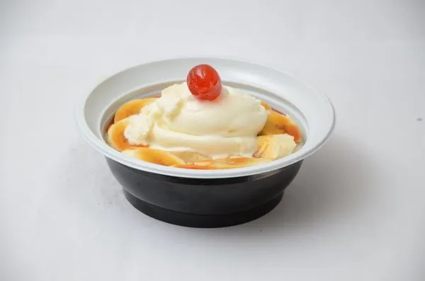 Rice Pudding with Banana, Caramel & Ice Cream - Elmalky
