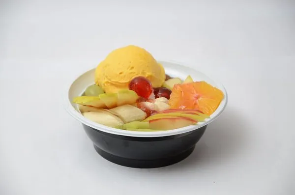 Rice Pudding with Fruits & Ice Cream - Elmalky