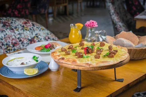 Cheese and Sojouk Man'ousha - Enab Beirut Egypt