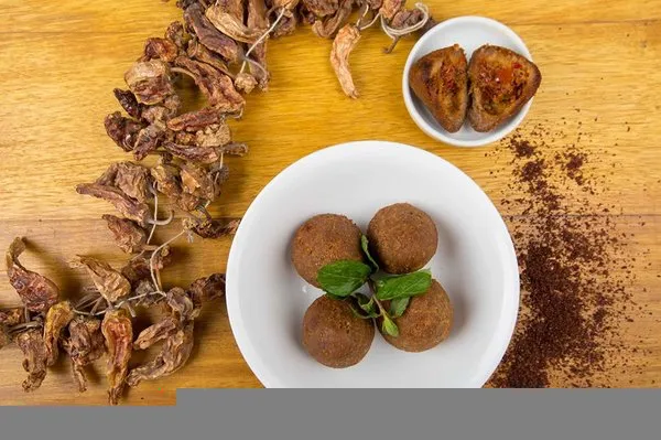 Kebbeh in Spices - Enab Beirut Egypt