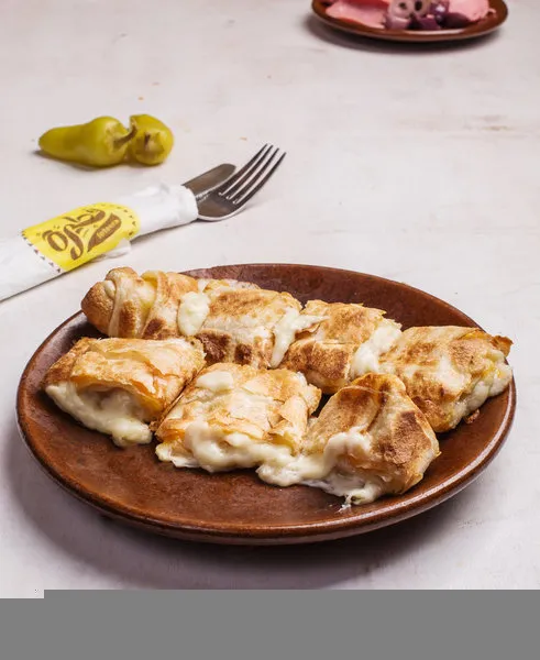 Chicken Alfredo - Feteera