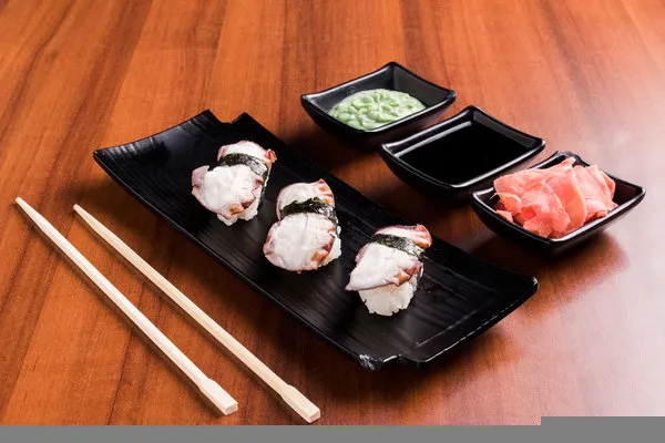 Octopus - Garnell Sushi & Poke