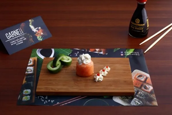 Salmon with Cheese - Garnell Sushi & Poke