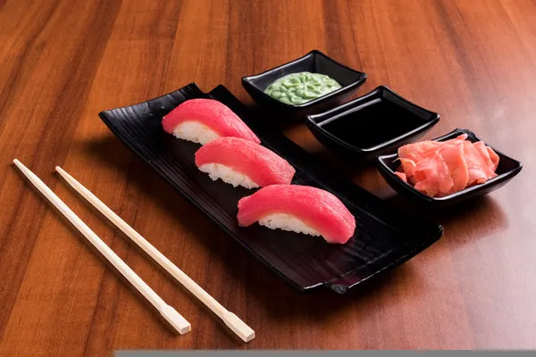 Tuna - Garnell Sushi & Poke