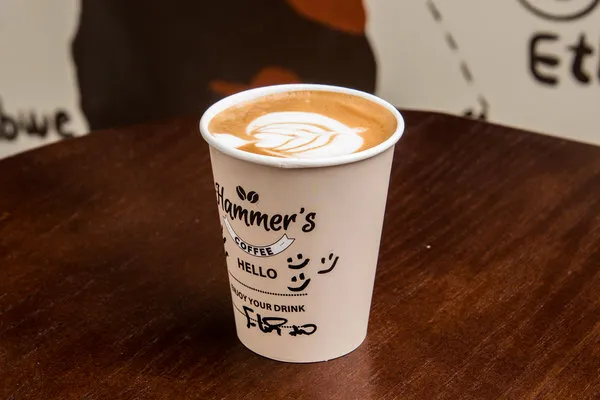Flat White - Hammer's Coffee