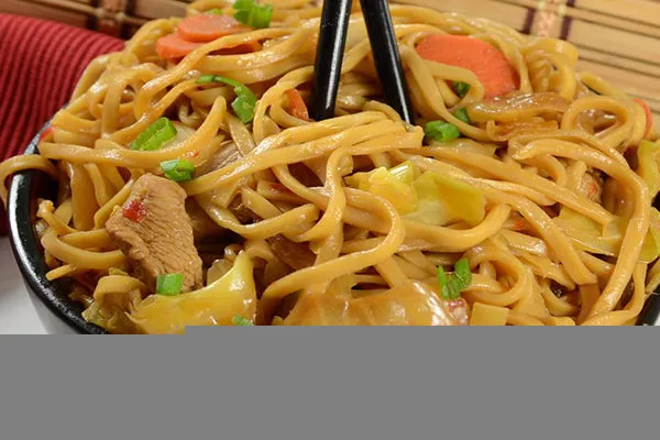 Yaki Soba Chicken - I-Sushi