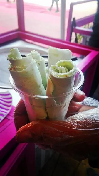 Kiwi - Ice Cream Roll & More