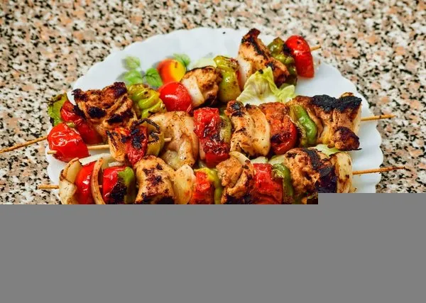 Shish Tawook - Maakolat Betak