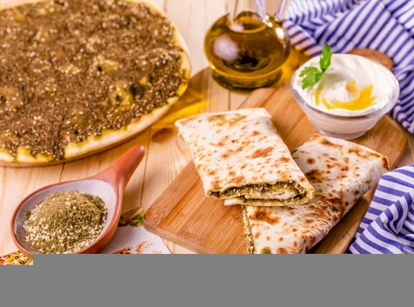 Zaatar w Labneh - Man'oucheh
