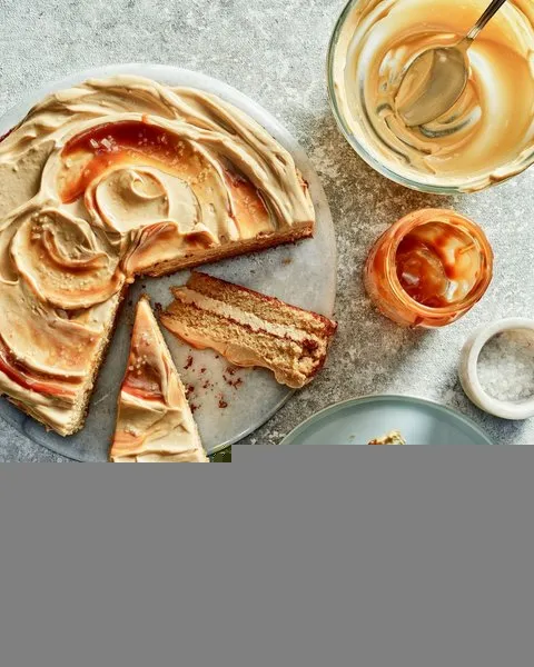 Salted Caramel Cake - Qahwa