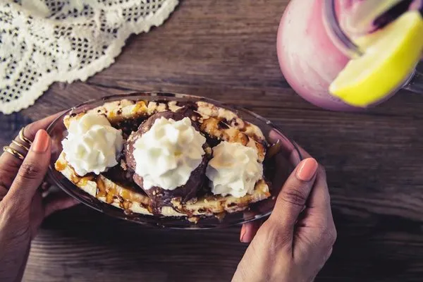 Banana Split - The Edward's