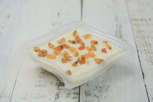 Rice Pudding with Coconut and Raisins - Tom and Basal