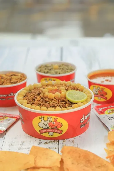 Tom and Basal Box - Tom and Basal