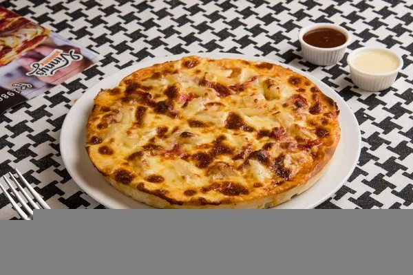 American - Hawaiian - Vinny's Pizzeria