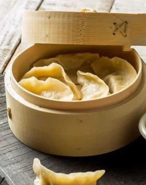 Steamed Dumpling - Wok and Walk