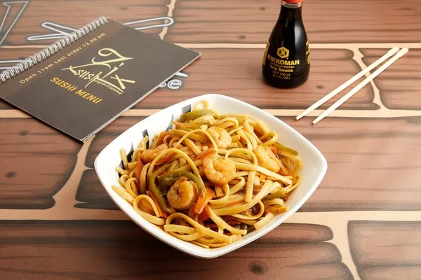 Yaki Udon with Shrimp - Zi Sushi